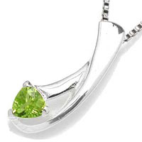 Vedhæng Med Peridot   20mm   U Kæde fra Smykker I Grøn »