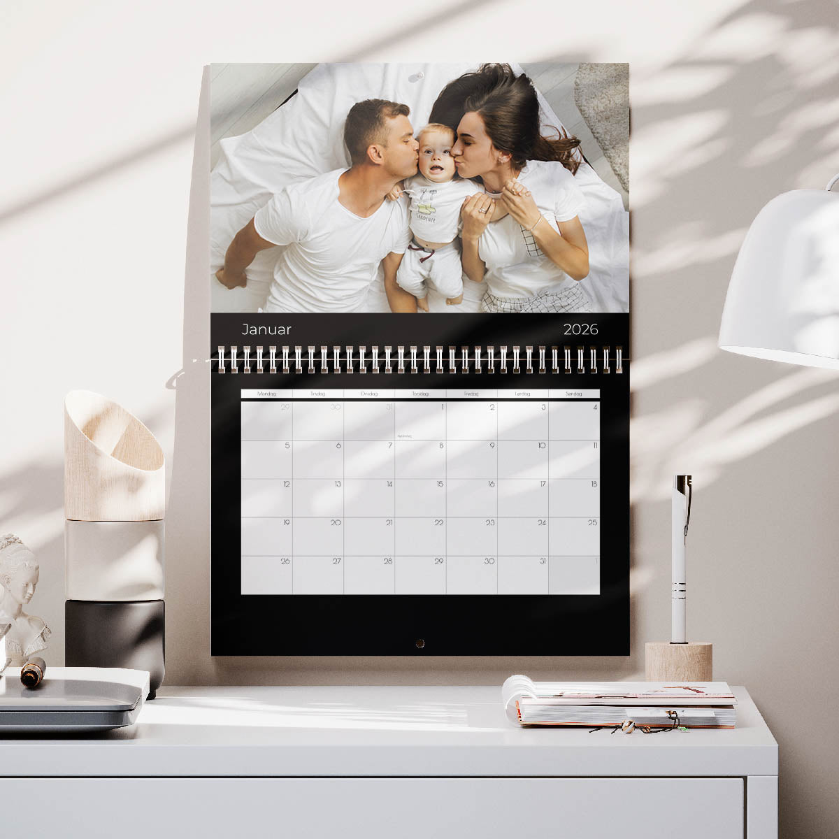 Grundlæggende Kalender   Sort   Dobbeltsidet fra Dinfotobog.dk