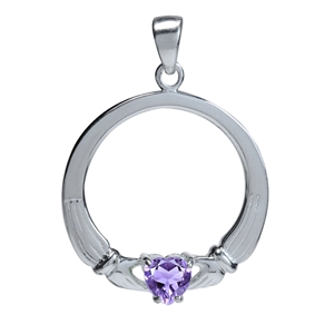 Claddagh Vedhæng Med Ametyst   30mm   U Kæde fra Smykker I Lilla »