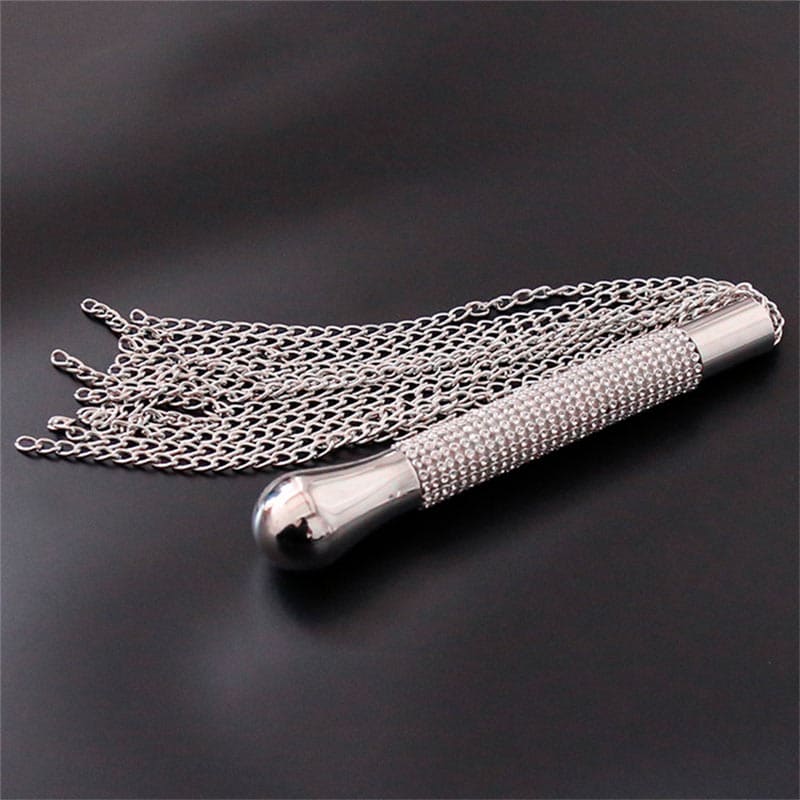Krystal Metal Flogger fra Bound