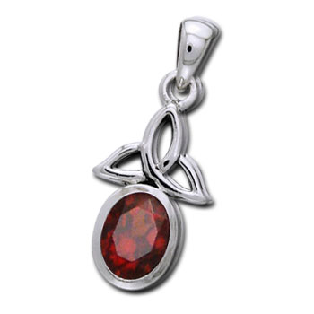 Vedhæng Med Triquetra   Treenighedssymbolet Og Rød Granat   24mm   U Kæde fra Smykker I Rød »